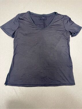 lululemon athletica Black Scoop Neck Short-Sleeve Tee